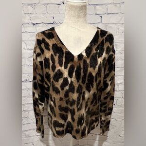 Young Fabulous & Broke Leopard Print Pullover Soft V Neck Sweater Size S/M
